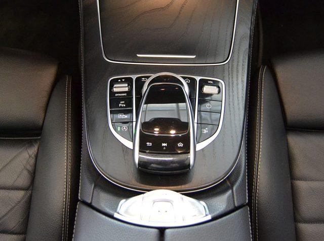 MERCEDES-BENZ E 220 d Auto 4Matic Cabrio Premium Amg-Service M.B.