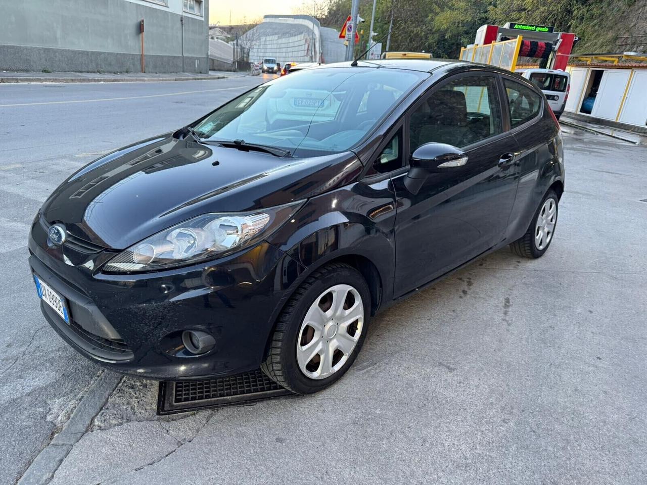 FORD FIESTA 1.2 NEOPATENTATI
