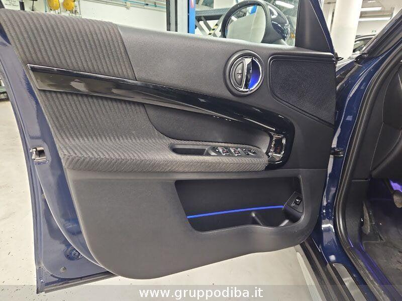 MINI Mini Countryman F60 2017 Diese Mini Countryman 1.5 One D Hype my18