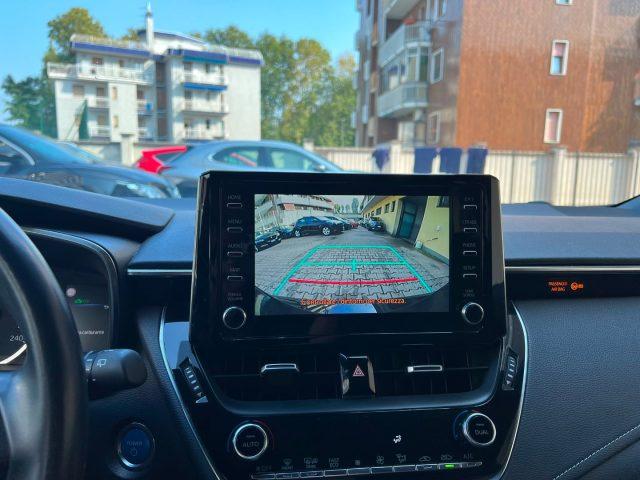 TOYOTA Corolla 1.8 Hybrid Active