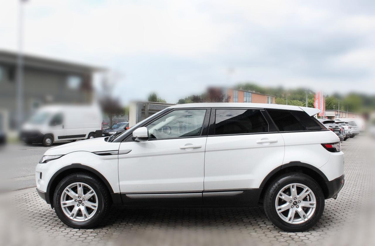 Land Rover Range Rover Evoque 2.2 TD4 5p. Pure Tech Pack