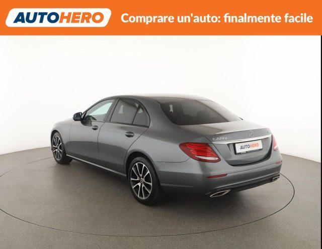MERCEDES-BENZ E 220 d 4Matic Auto Business Sport