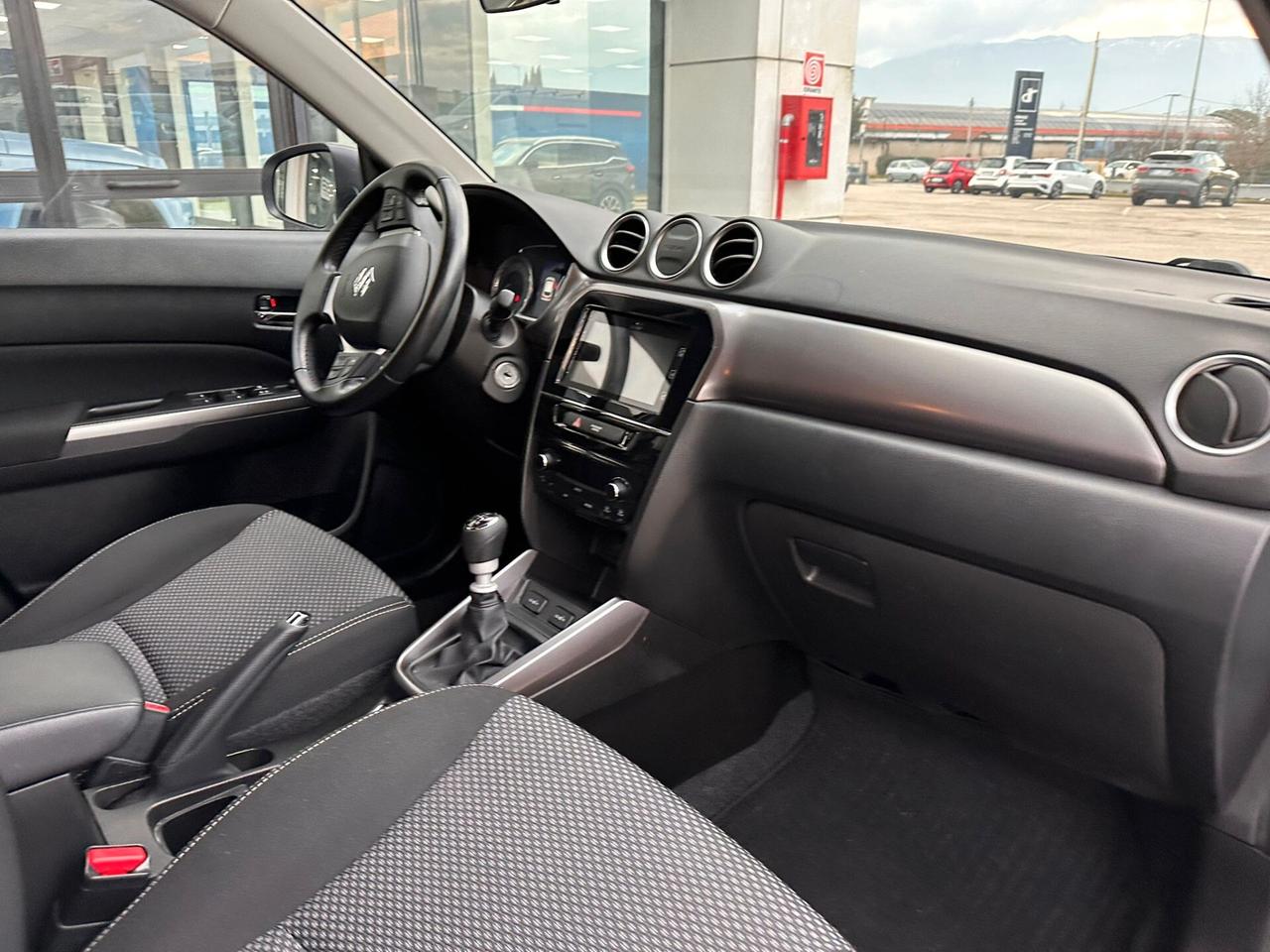 Suzuki Vitara 1.4 Hybrid Top