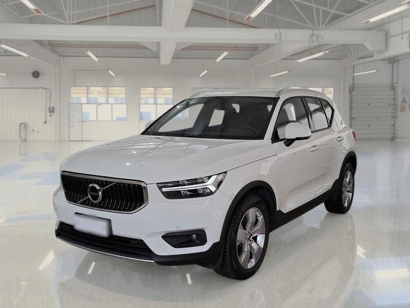VOLVO XC40 D3 Geartronic Momentum Pro