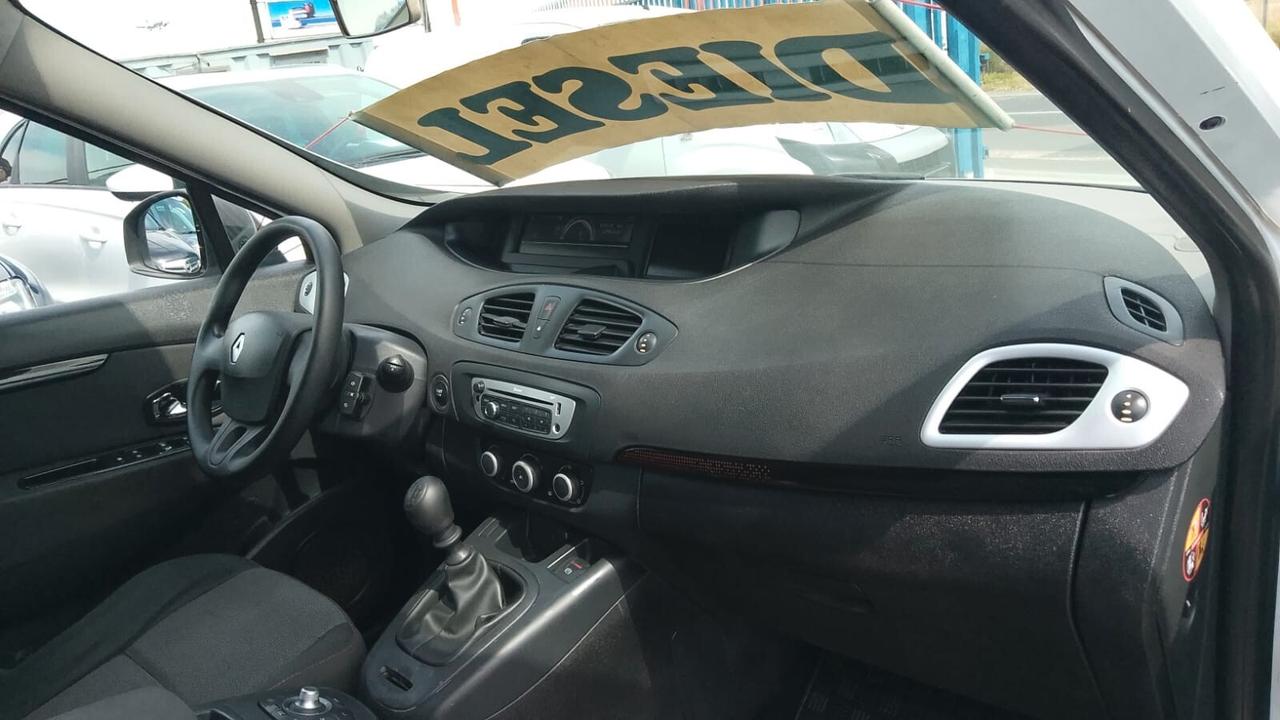 Renault Scenic Scénic XMod 1.5 dCi neo patentati