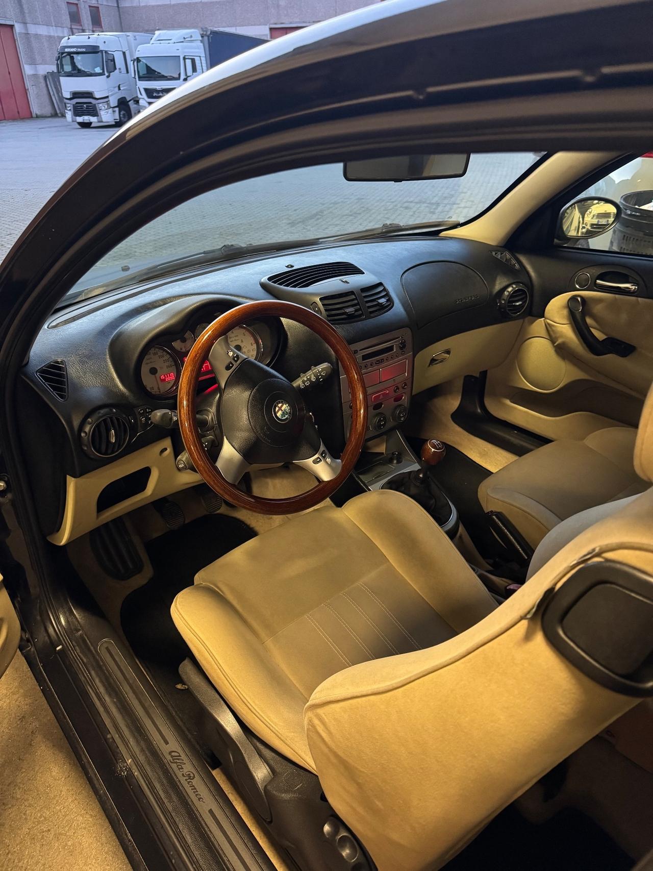 Alfa Romeo 147 1.9 JTD (120) 5 porte Progression