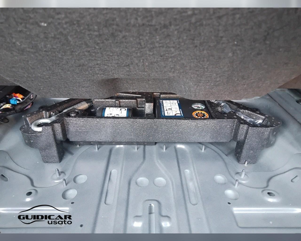 VOLVO XC40 2023 - XC40 1.5 t2 Core auto