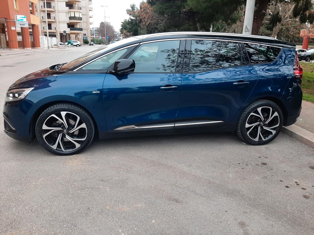 Renault Grand Scenic dCi 8V 110 CV Energy Bose 7posti