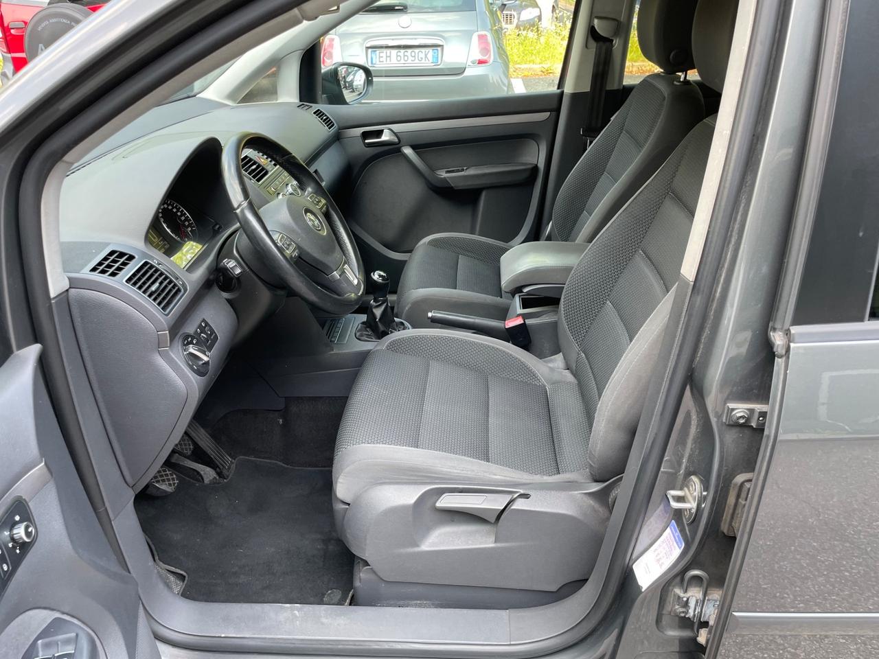 Volkswagen Touran Business 1.6 TDI Comfortline* 7 POSTI *