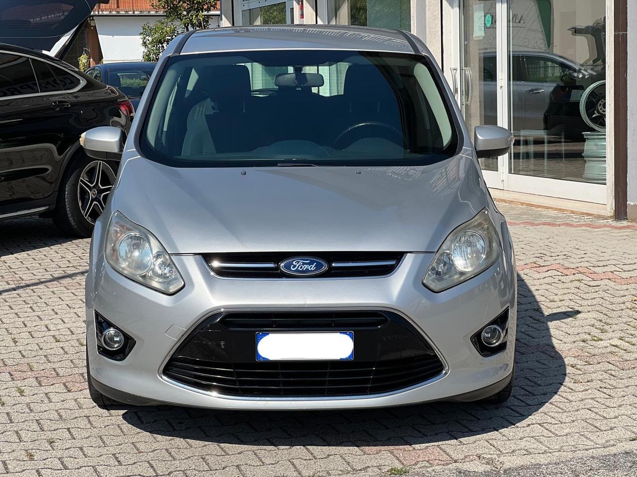 Ford C-Max 1.6 TDCi 115CV Titanium ok neopatentati