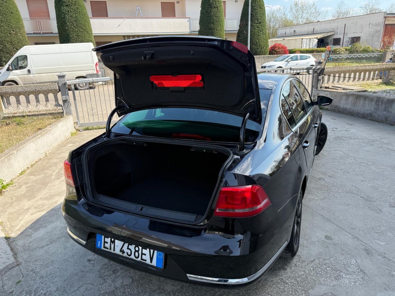 Volkswagen Passat 1.4 TSI METANO 2028 Berlina