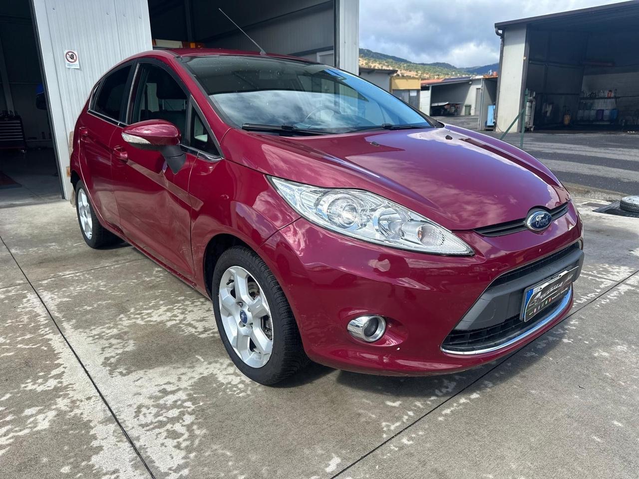 Ford Fiesta 1.4 TDCi 5p. Titanium