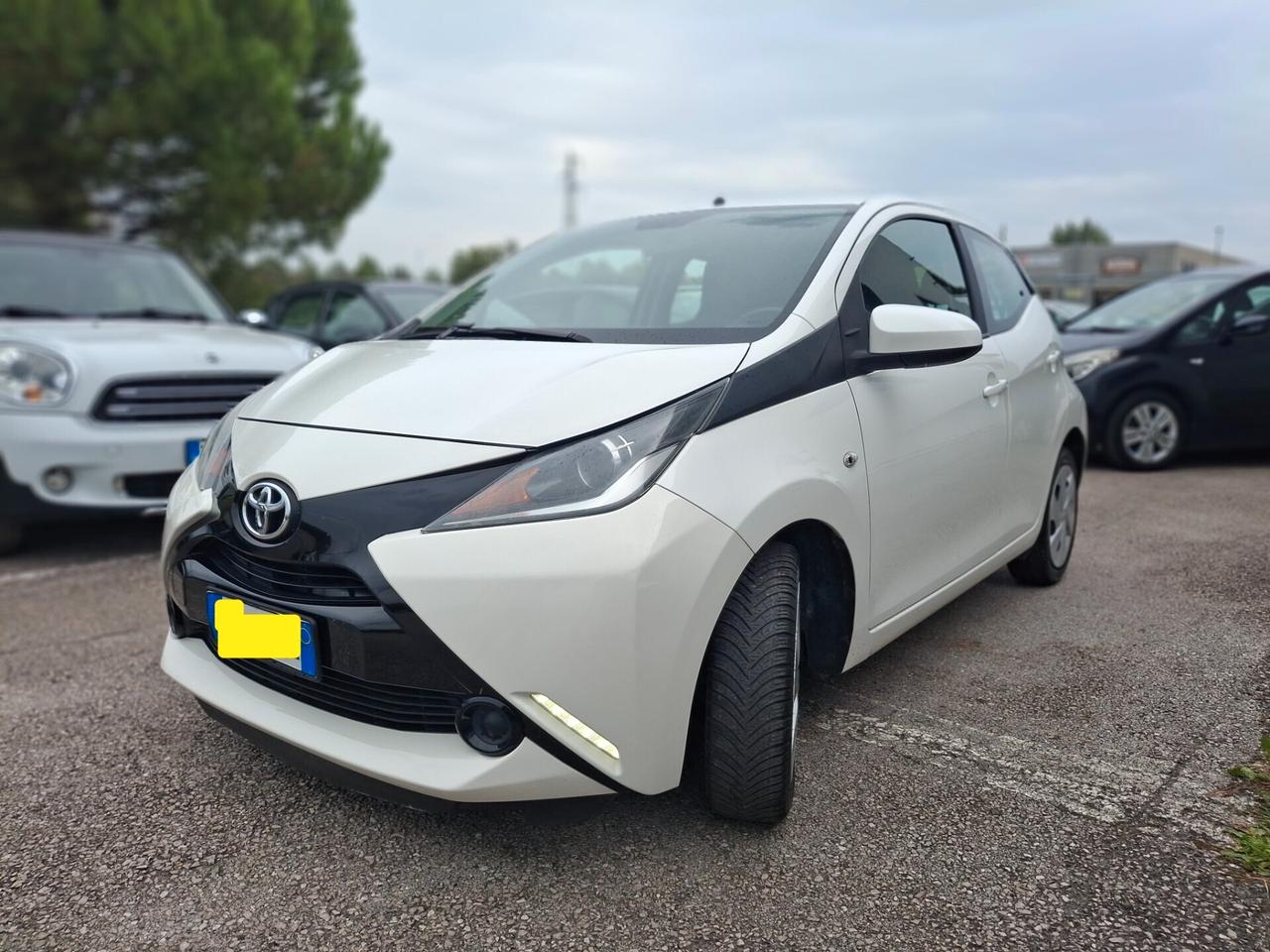 Toyota Aygo 1.0 , 5 porte , AUTOMATICA