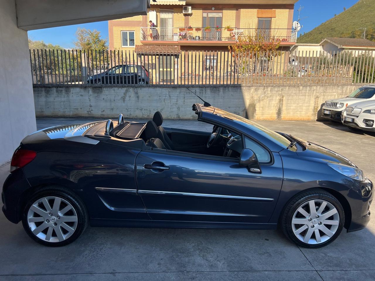 Peugeot 207 1.6 8V HDi 112CV CC Allure Cabrio