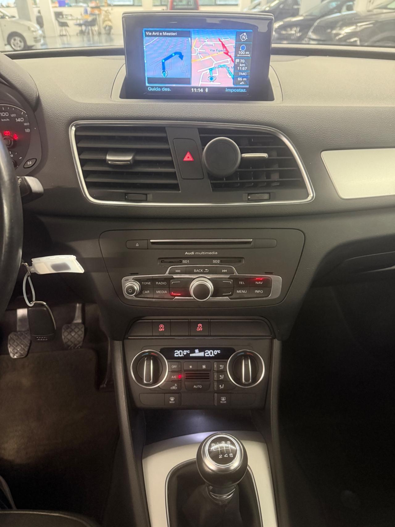 Audi Q3 2.0 TDI 120 CV Business