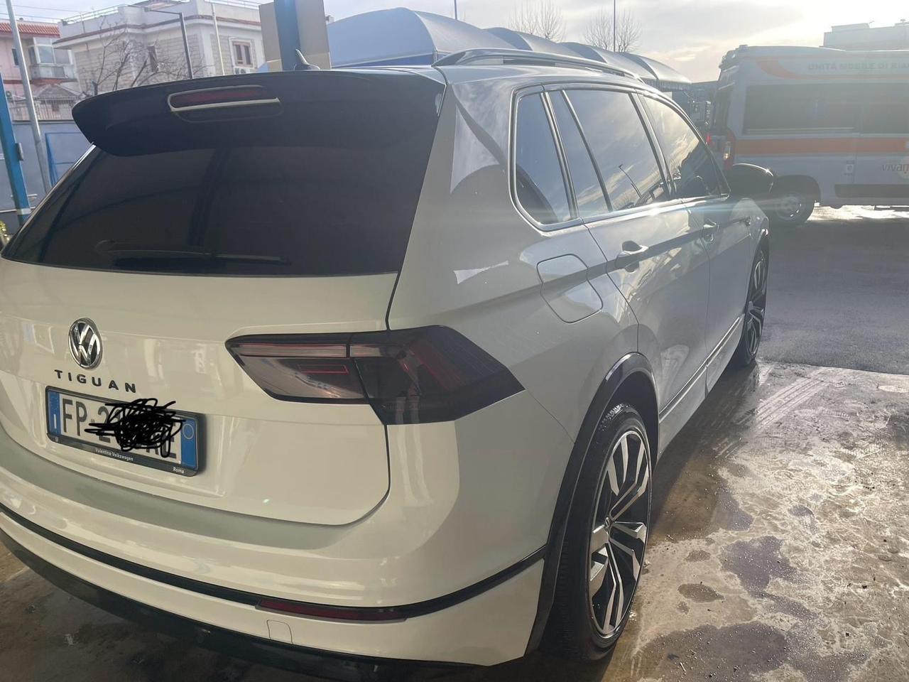 Volkswagen Tiguan 2.0 BiTDI SCR DSG 4MOTION Advanced R-Line BMT