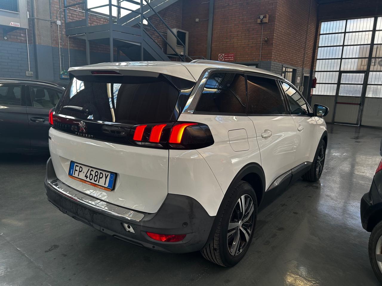 Peugeot 5008 BlueHDi 120 S&S Allure