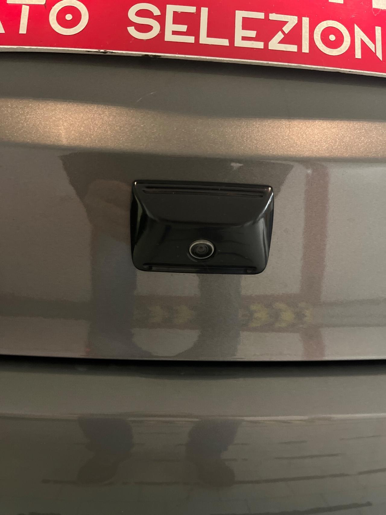 Lancia Ypsilon 1.0 FireFly 5 porte S&S Hybrid Platino