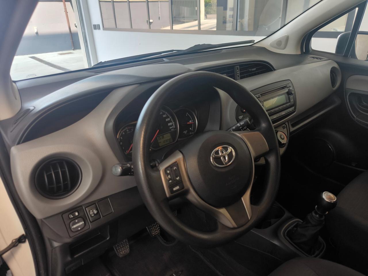 Toyota Yaris 1.4 D-4D 5 porte Cool