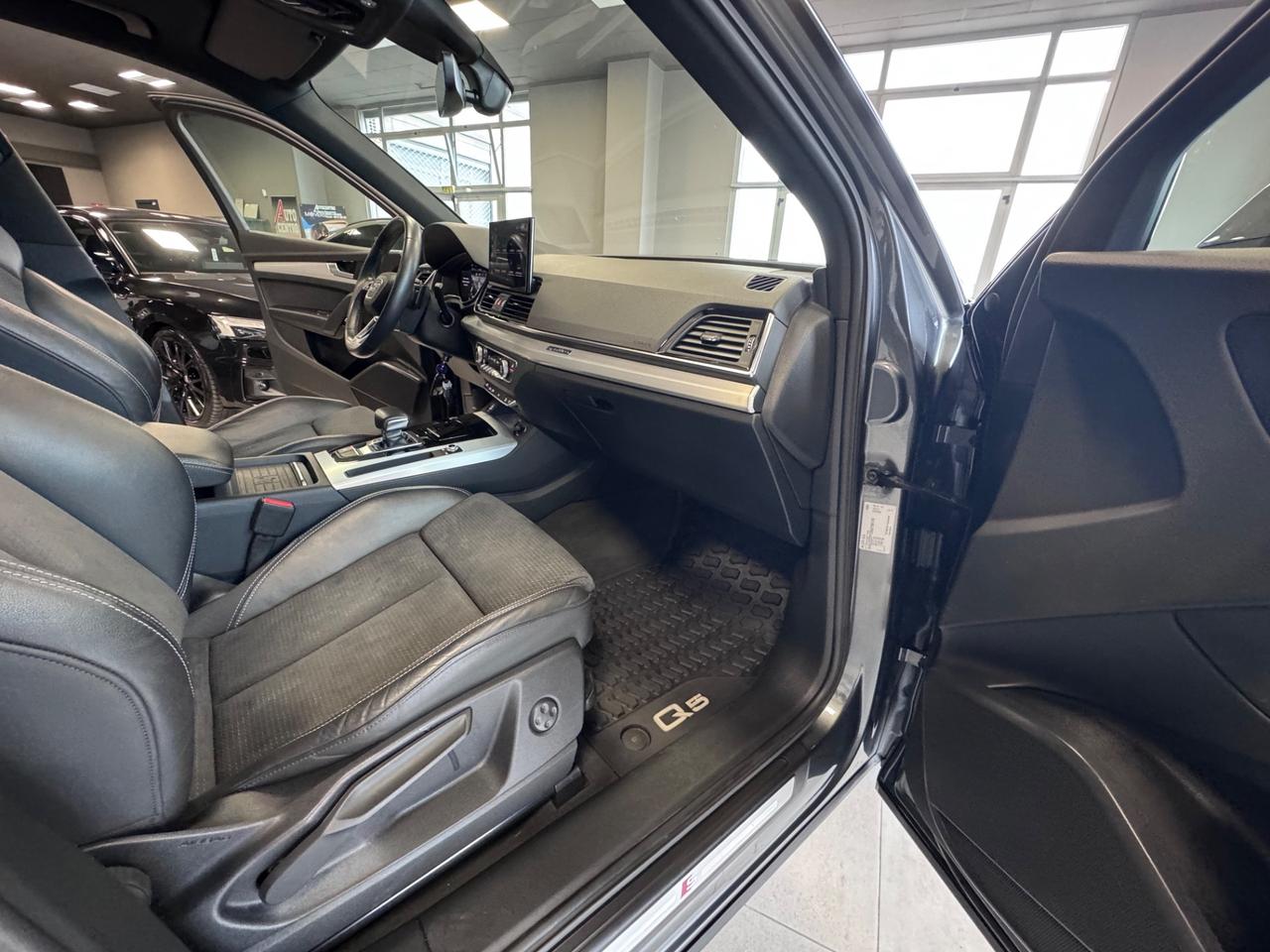 AUDI Q5 SBACK TETTO APRIBILE 2.0 TDI 205CV QUATTRO SLINE