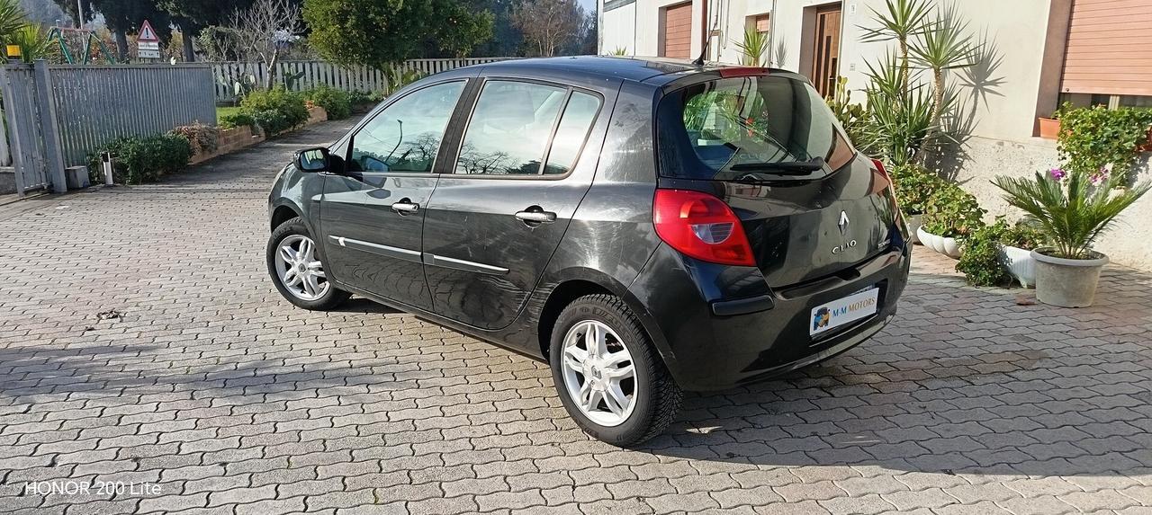 RenaultClio 1.2 benzina