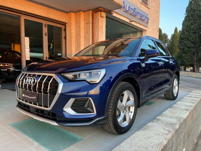 AUDI Q3 35 2.0 TDI S tronic Business Advanced COCKPIT