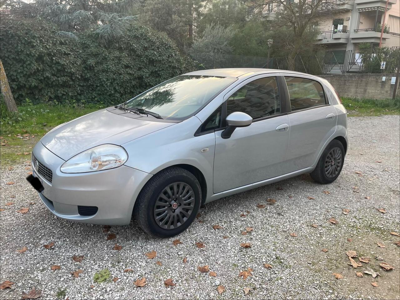 Fiat Grande Punto 1.3 MJT 75 CV 5 porte Dynamic