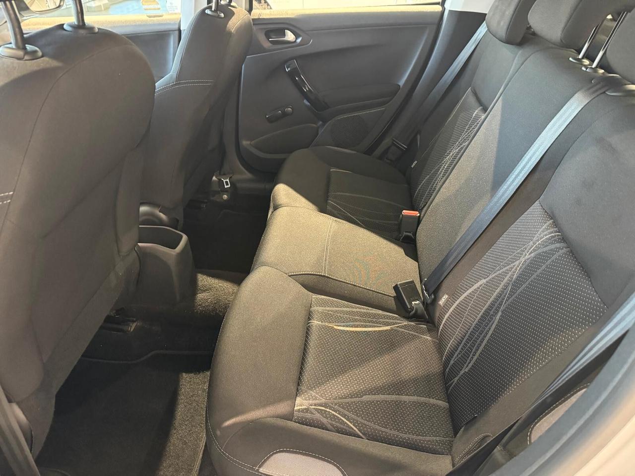 Peugeot 208 1.2 VTi 82 CV 5 porte Active