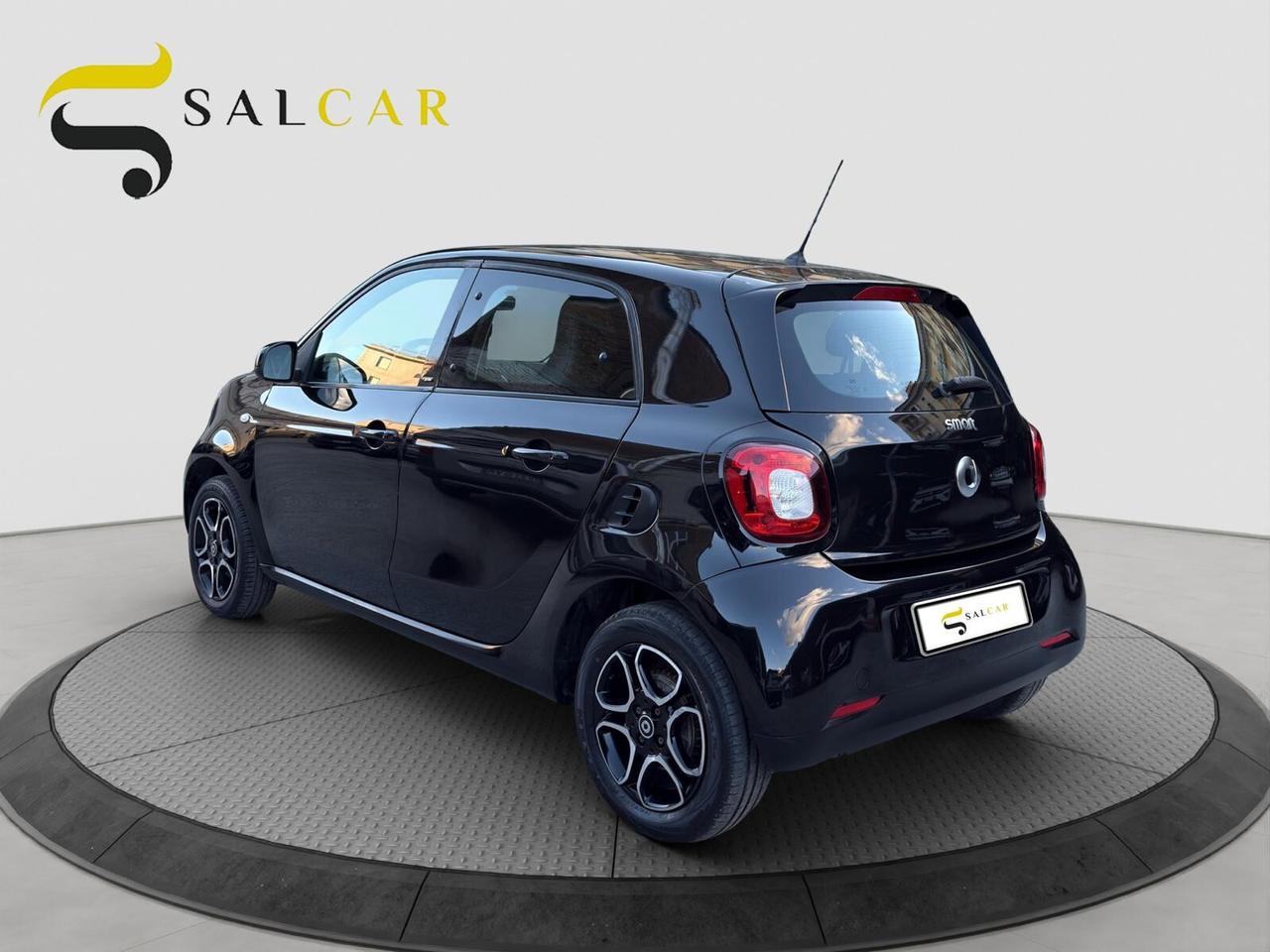 Smart ForFour 0.9 90cv twinamic Passion automatica 2019