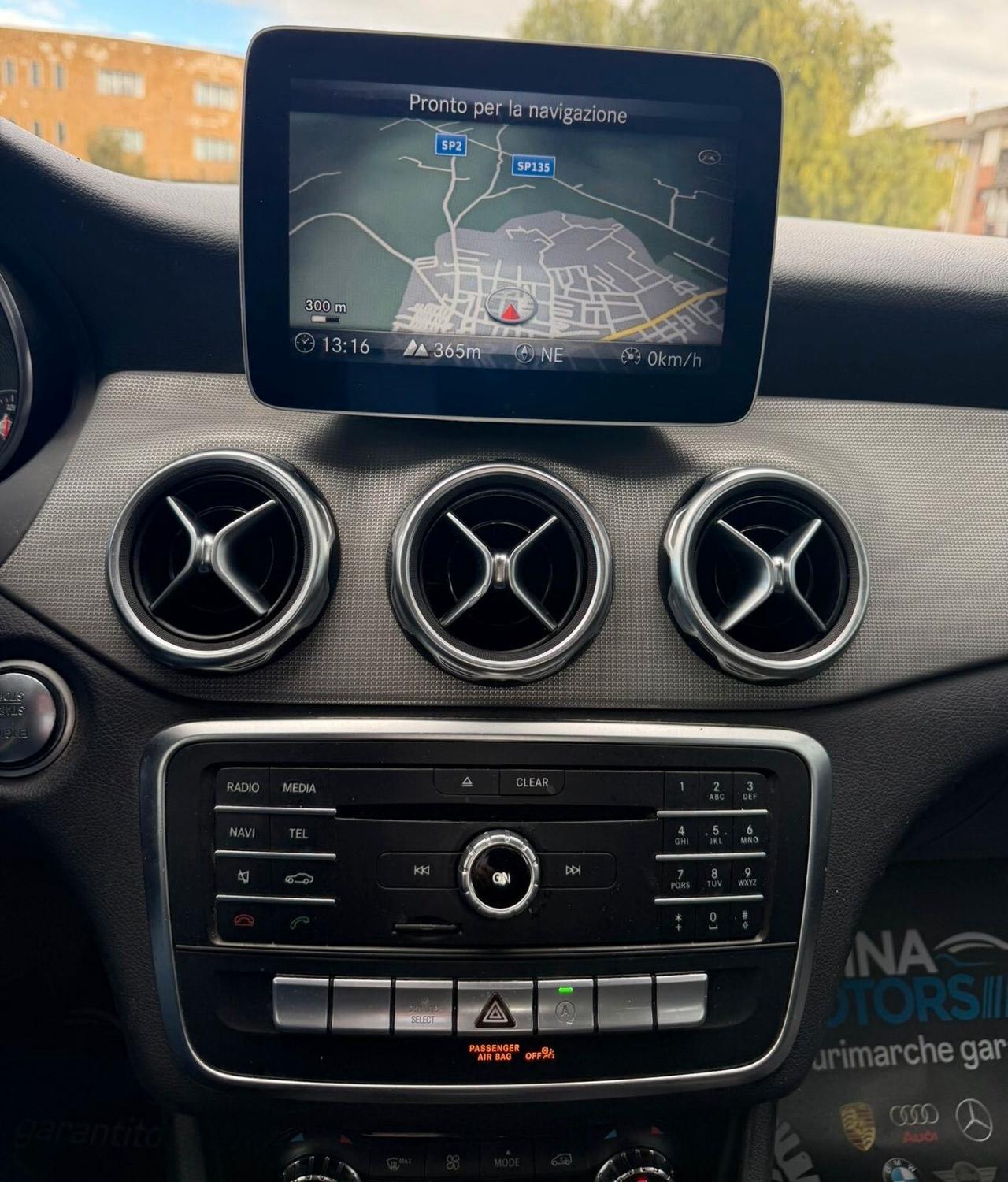 Mercedes-benz GLA 200 d SPORT