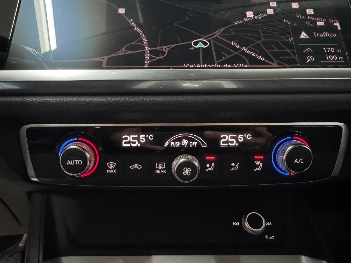 AUDI - Q3 SPORTBACK 35 TDI S tronic Business UNICO PROP/ MATRIX/ CARPLAY