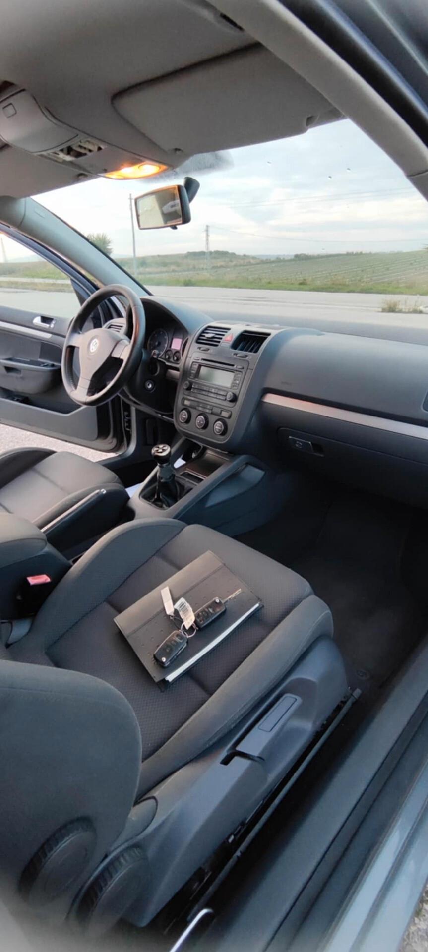 Volkswagen Golf 2.0 16V TDI 3p. Sportline