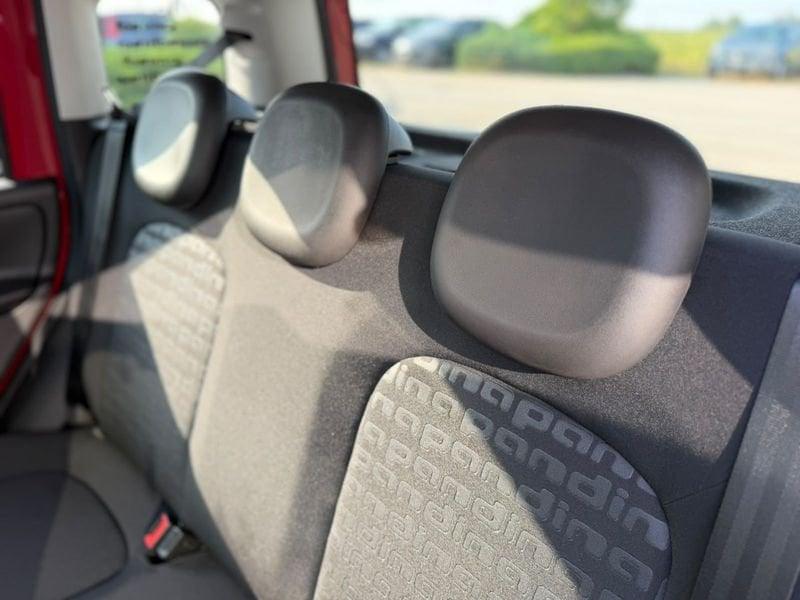 FIAT Panda Cross Panda 1.0 firefly hybrid Cross s&s 70cv 5p.ti - KM0 varie disponibilità