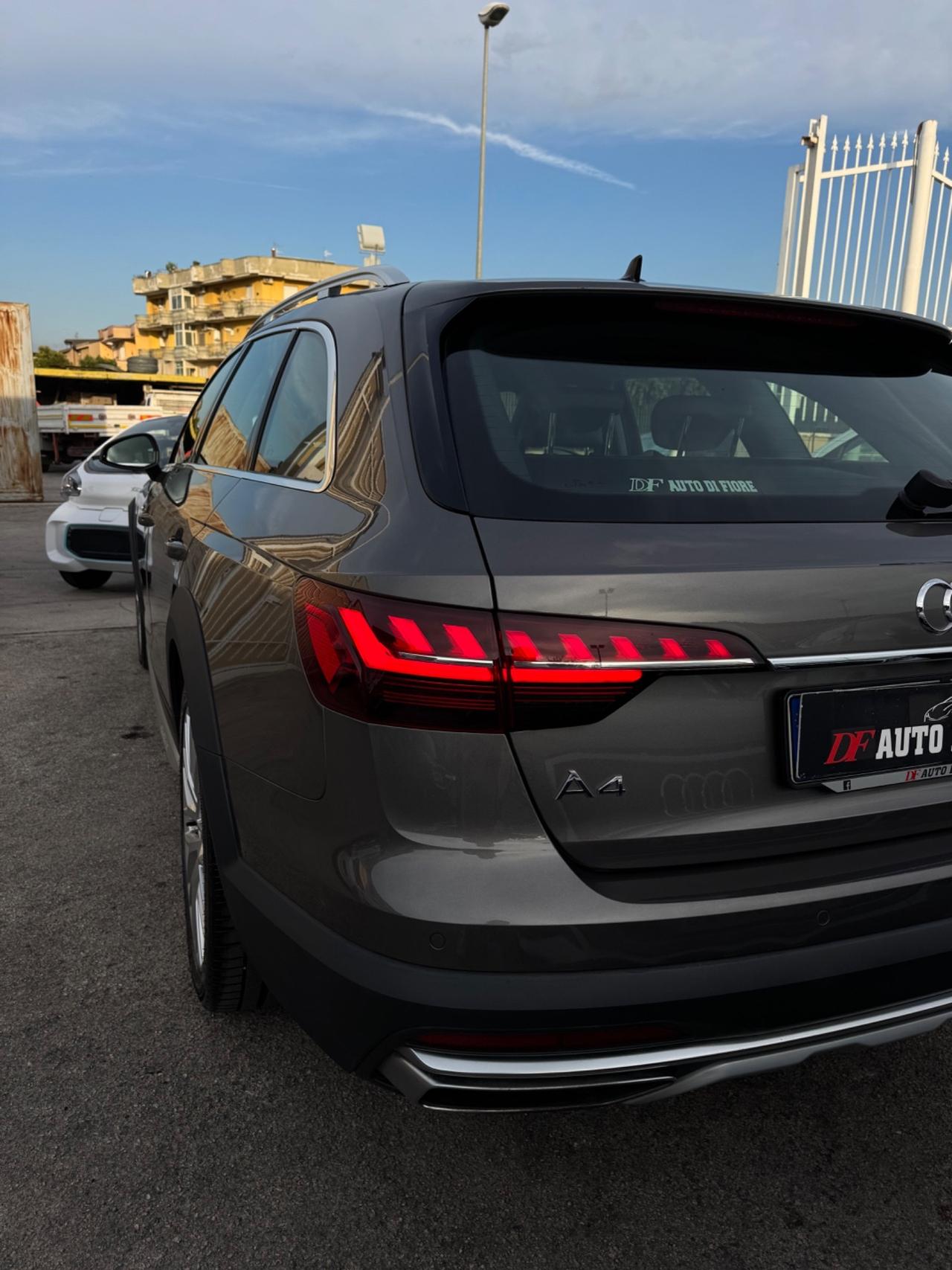 Audi A4 allroad 40 TDI 204 CV QUATTRO Identity Contrast