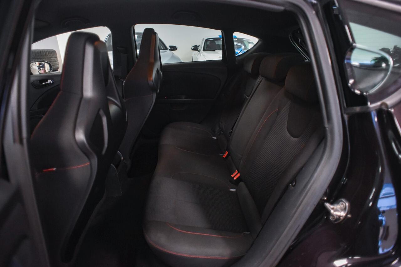 SEAT Leon MIDNIGHT VIOLET 2.0 tsi Cupra R Bluetooth