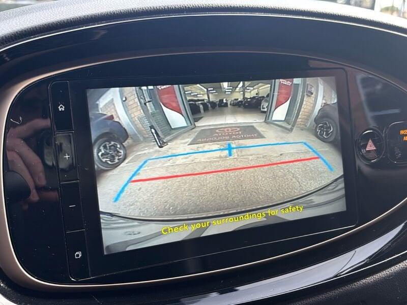 Toyota Aygo X 1.0B (72 CV) Lounge Air