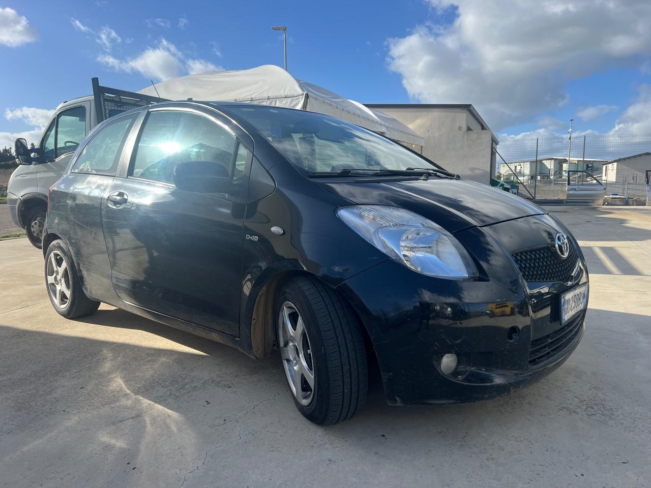 Toyota Yaris 1.4 D-4D 3 porte Sol