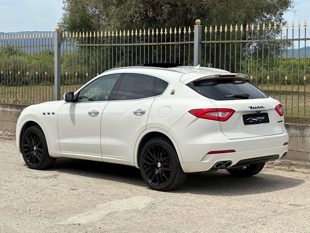 Maserati Levante 3.0 275cv - GARANZIA 12 MESI