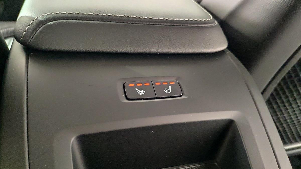 VOLVO V60 B4 Mild Hybrid Automatico Plus Dark