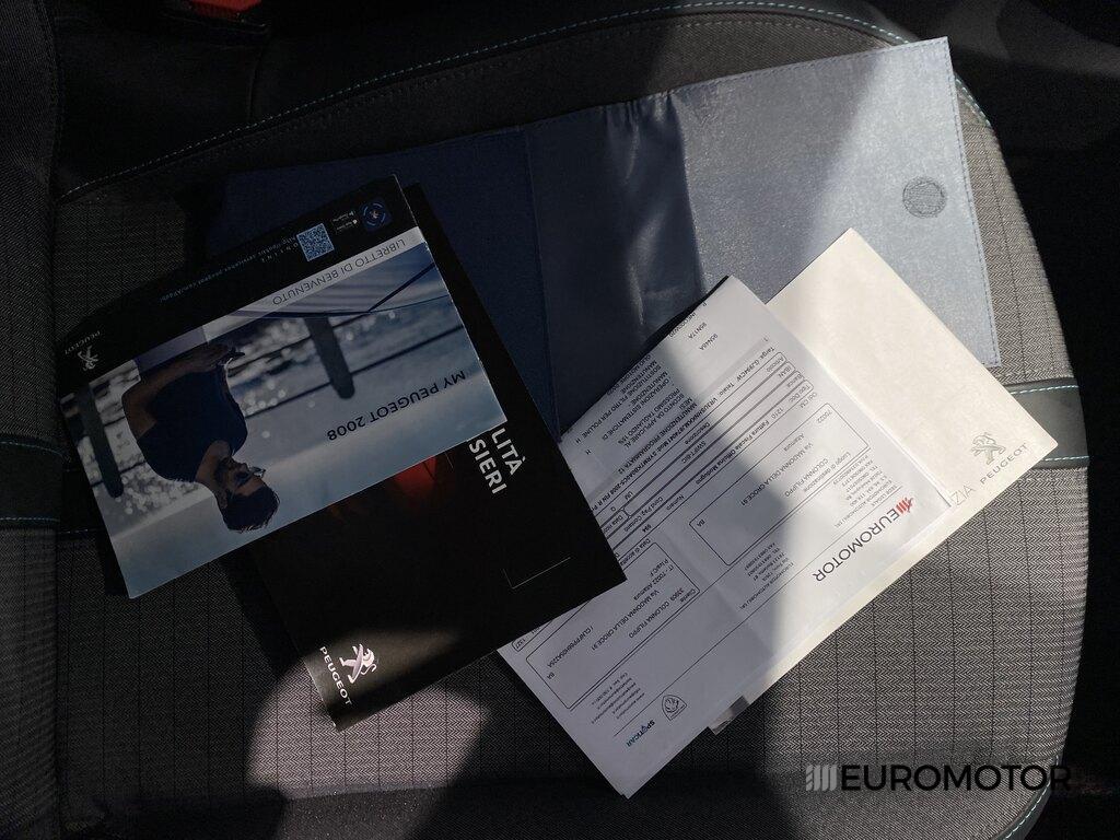 Peugeot 2008 1.2 PureTech Allure Pack