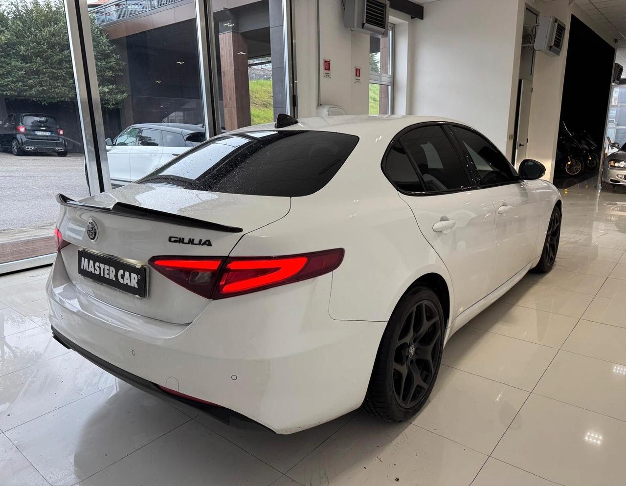 Alfa Romeo Giulia 2.2 Turbodiesel 160 CV AT8 Super