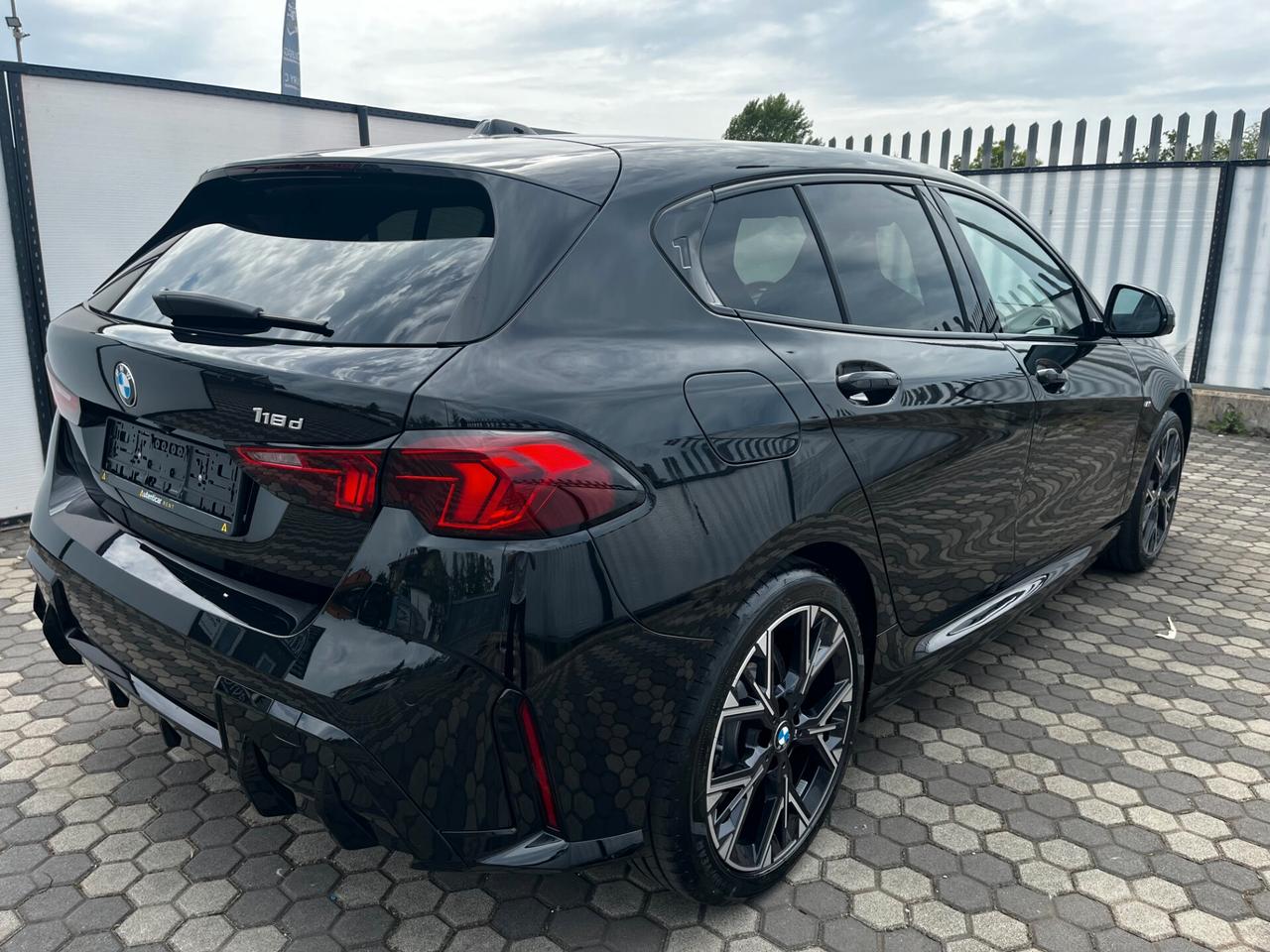Bmw 118 118d 5p. MSport
