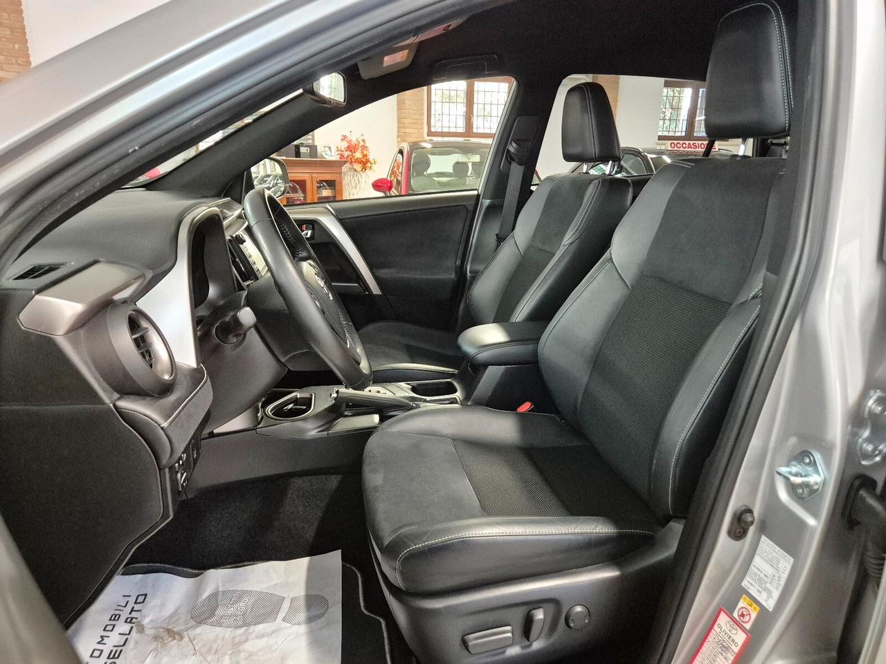 Toyota RAV 4 RAV4 2.5 Hybrid 2WD Style