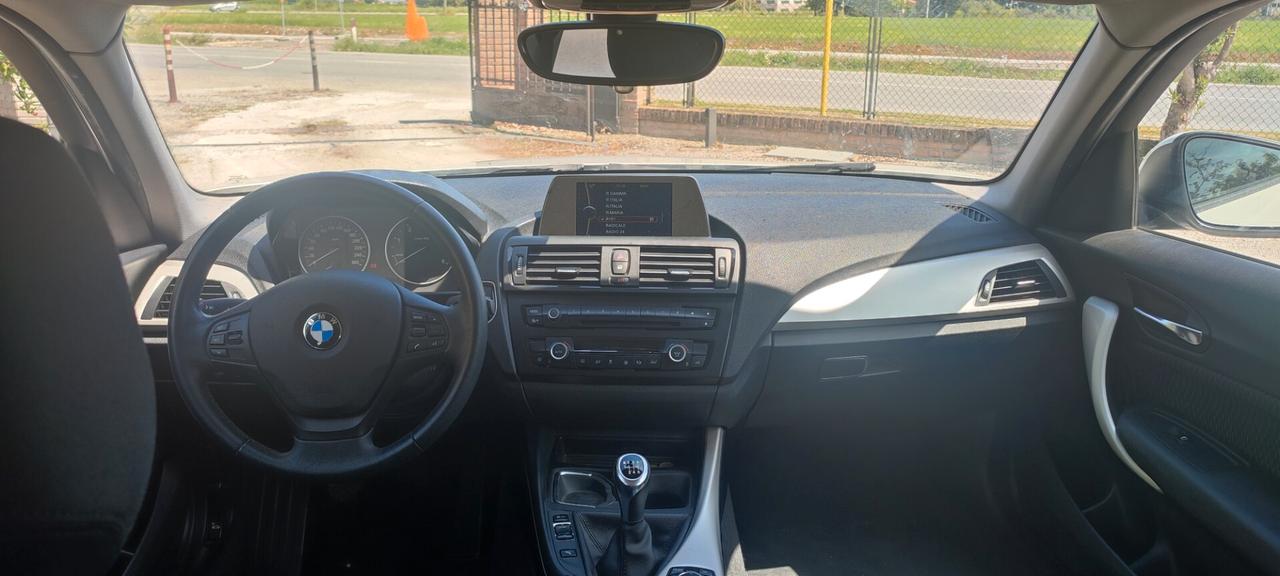 Bmw 118 118d 5p. Sport