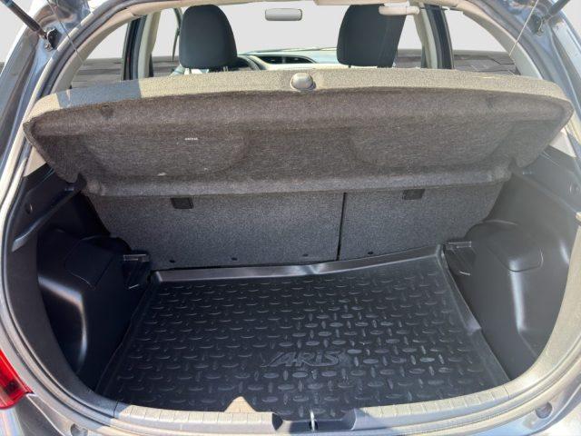 TOYOTA Yaris Yaris 1.0 5 porte Active