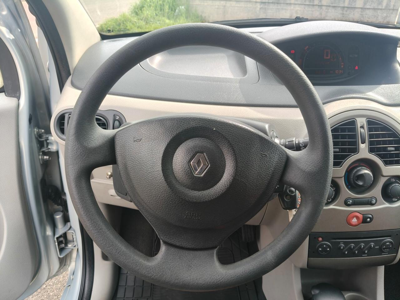 Renault Modus 1.2 benzina PER NEOPATENTATI