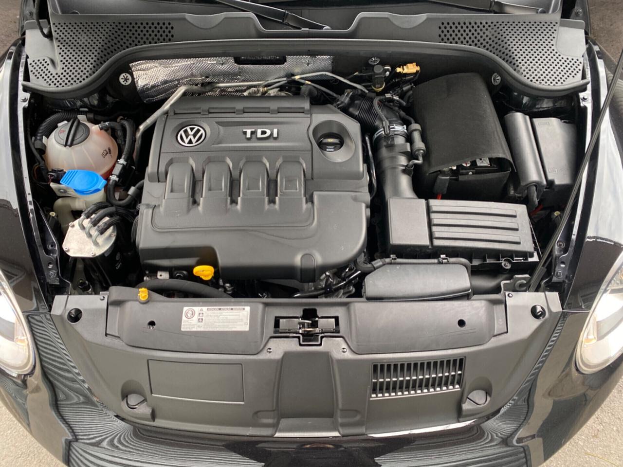 Volkswagen Maggiolino CABRIO 2.0 TDI 110cv Sport