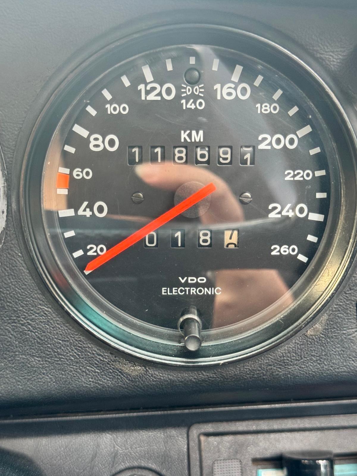 SPLENDIDA PORSCHE 911 SC F 3.2 TARGA - SOLO 118000 KM - DA COLLEZIONE