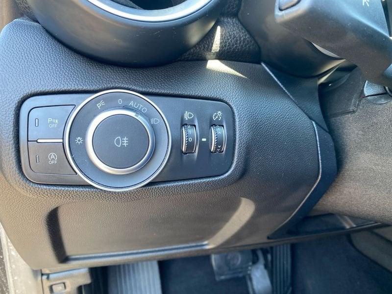 Alfa Romeo Giulia 2.2 t Sport Tech 160cv auto
