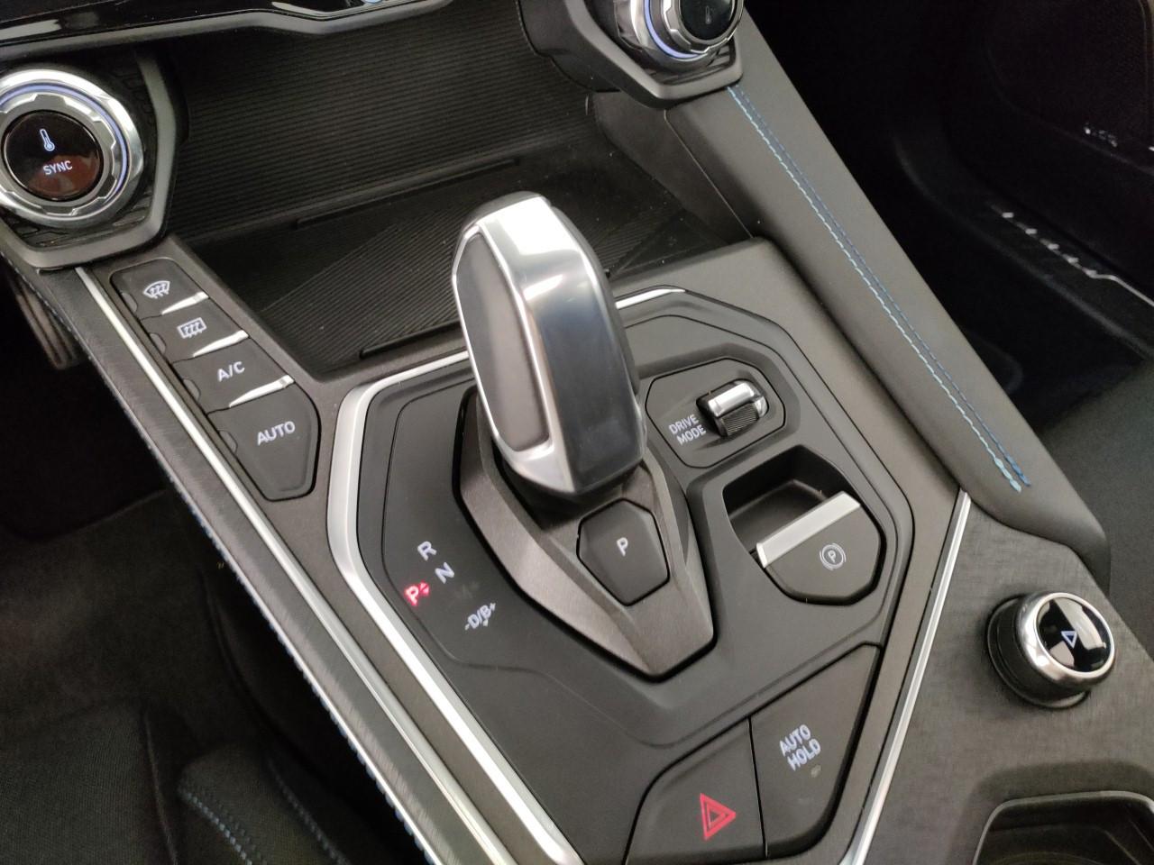 Lynk & Co 01 1.5 td phev auto